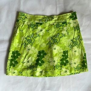 Sonoma Lifestyles Green Tropical Floral Print Skort